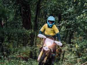 Preview wallpaper motorcycle, bike, motorcyclist, helmet, movement, forest