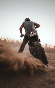 Preview wallpaper motorcycle, bike, motorcyclist, dust, wheel