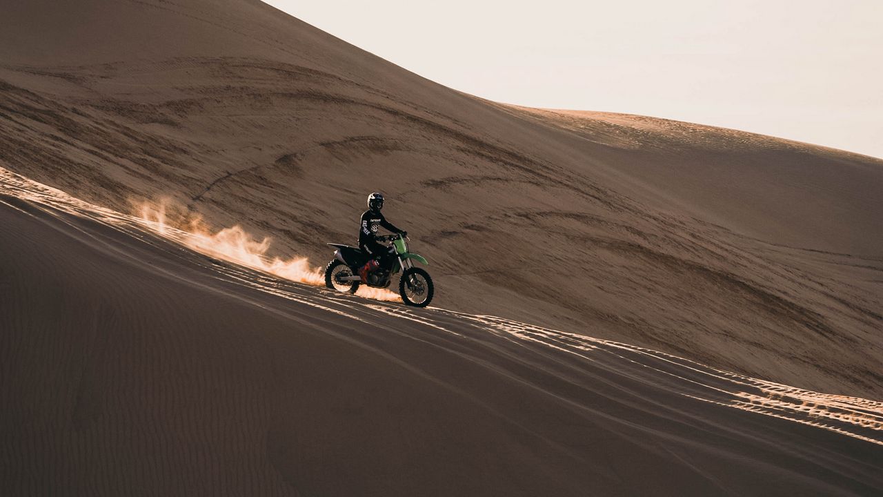 Wallpaper motorcycle, bike, motorcyclist, rally, desert