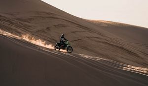 Preview wallpaper motorcycle, bike, motorcyclist, rally, desert