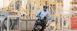 Preview wallpaper motorcycle, bike, motorcyclist, helmet, trick