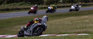 Preview wallpaper motorcycle, bike, motorcyclist, helmet, race, speed, moto