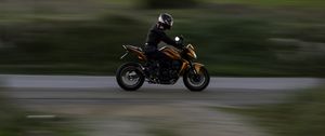 Preview wallpaper motorcycle, bike, motorcyclist, biker, speed