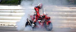 Preview wallpaper motorcycle, bike, motorcyclist, motorcycle racing, smoke, drift