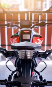 Preview wallpaper motorcycle, bike, rear view, lights