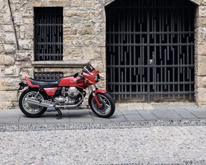 Preview wallpaper motorcycle, bike, red, building, road