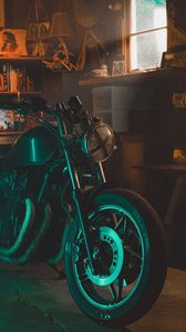 Preview wallpaper motorcycle, bike, side view, garage