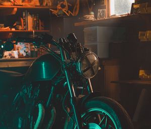 Preview wallpaper motorcycle, bike, side view, garage