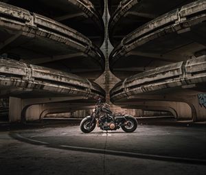 Preview wallpaper motorcycle, bike, side view, parking, asphalt