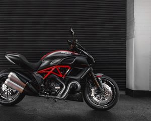 Preview wallpaper motorcycle, bike, sports, black, side view, power