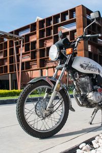 Preview wallpaper motorcycle, bike, white, parking