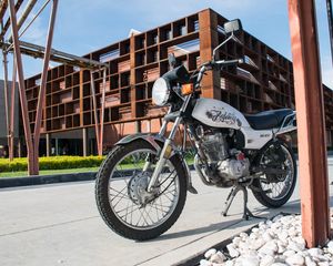 Preview wallpaper motorcycle, bike, white, parking