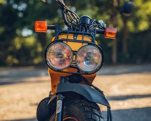 Preview wallpaper motorcycle, bike, yellow, headlights