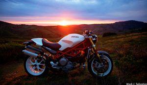 Preview wallpaper motorcycle, ducati, sunlight, sunset