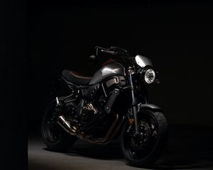 Preview wallpaper motorcycle, headlight, dark
