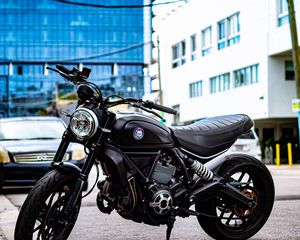 Preview wallpaper motorcycle, headlight, steering wheel, street