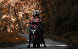 Preview wallpaper motorcycle, helmet, bike, girl, alley