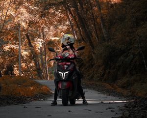 Preview wallpaper motorcycle, helmet, bike, girl, alley