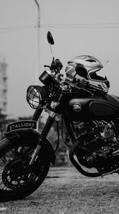 Preview wallpaper motorcycle, helmet, bw
