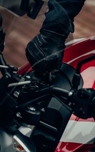 Preview wallpaper motorcycle, key, glove, motorcyclist