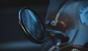 Preview wallpaper motorcycle, mirror, drops, rain, wet