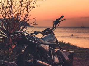 Preview wallpaper motorcycle, motor, rear view, sunset