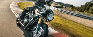 Preview wallpaper motorcycle, motorcyclist, bike, track, road, speed