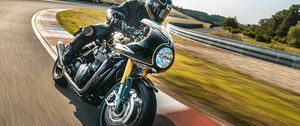 Preview wallpaper motorcycle, motorcyclist, bike, track, road, speed