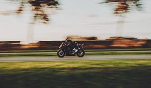 Preview wallpaper motorcycle, motorcyclist, bike, helmet, movement