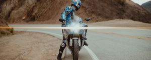 Preview wallpaper motorcycle, motorcyclist, bike, sport bike, light