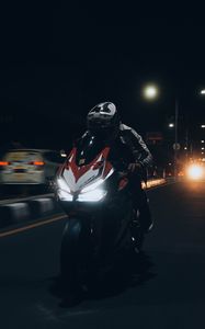Preview wallpaper motorcycle, motorcyclist, bike, road, night, speed