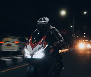 Preview wallpaper motorcycle, motorcyclist, bike, road, night, speed