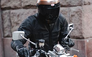 Preview wallpaper motorcycle, motorcyclist, biker, helmet, bike