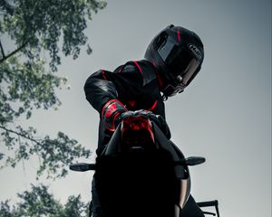 Preview wallpaper motorcycle, motorcyclist, helmet, bike, bottom view