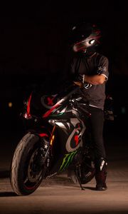 Preview wallpaper motorcycle, motorcyclist, helmet, darkness