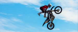 Preview wallpaper motorcycle, motorcyclist, jump, helmet