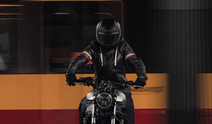 Preview wallpaper motorcycle, motorcyclist, parking, headlight