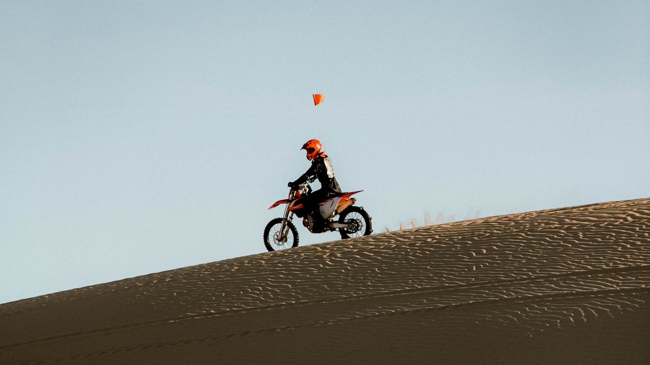 Wallpaper motorcycle, motorcyclist, rally, sand, desert