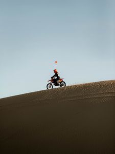Preview wallpaper motorcycle, motorcyclist, rally, sand, desert
