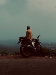 Preview wallpaper motorcycle, motorcyclist, road, fog