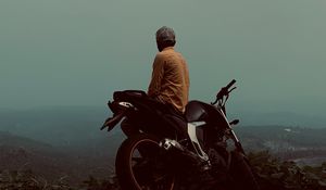 Preview wallpaper motorcycle, motorcyclist, road, fog