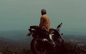 Preview wallpaper motorcycle, motorcyclist, road, fog