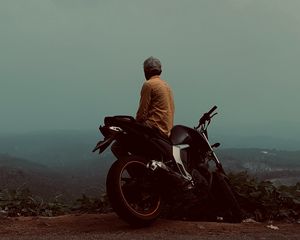 Preview wallpaper motorcycle, motorcyclist, road, fog