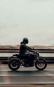 Preview wallpaper motorcycle, motorcyclist, speed, movement, race