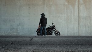 Preview wallpaper motorcycle, motorcyclists, side view, helmet