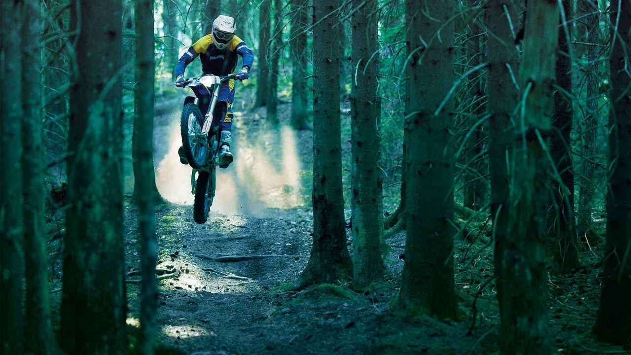 Wallpaper motorcycle, racer, wood, jump, extreme