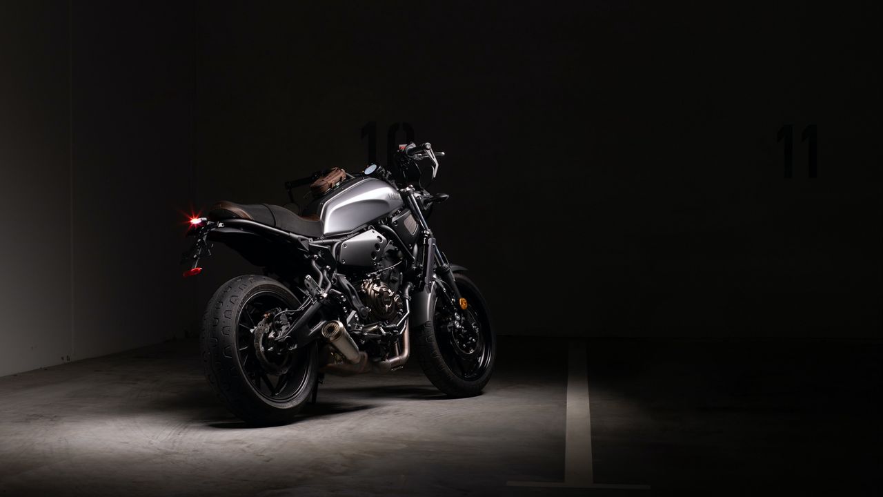 Wallpaper motorcycle, rear view, wheels, gray, dark