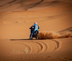Preview wallpaper motorcycle, sand, desert, dust