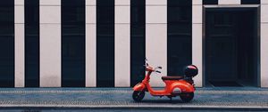 Preview wallpaper motorcycle, scooter, building, facade, strip