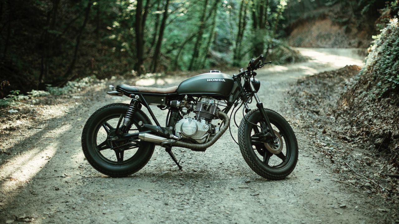 Wallpaper motorcycle, side view, blur
